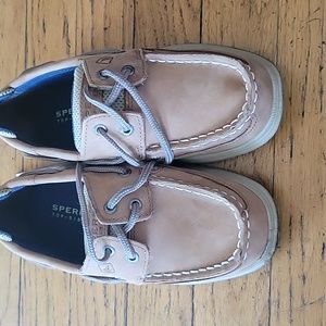 Used Boy Sperry